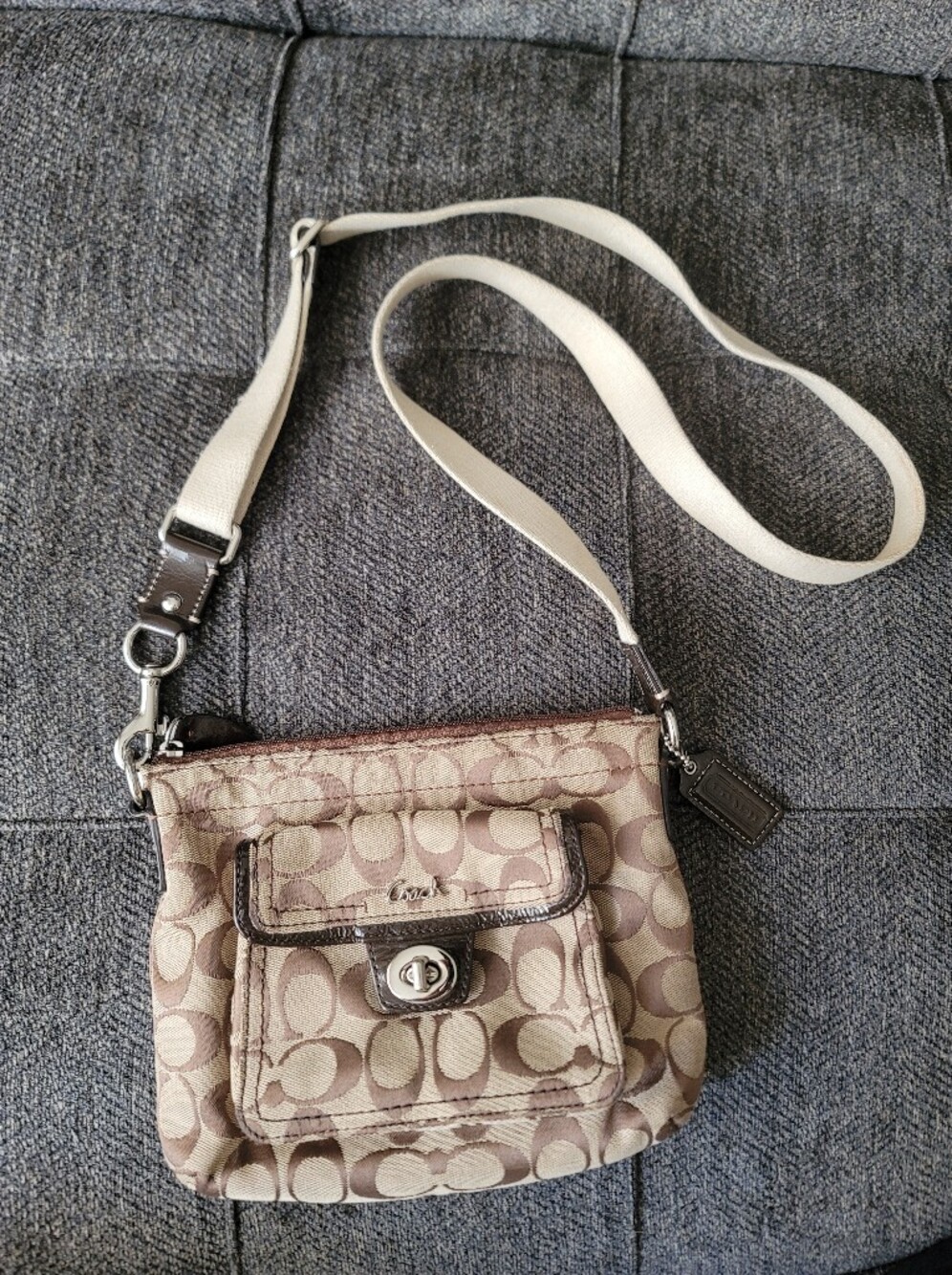 Coach Penelope Classic Khaki Crossbody Y2K Era - Picture 13 of 13